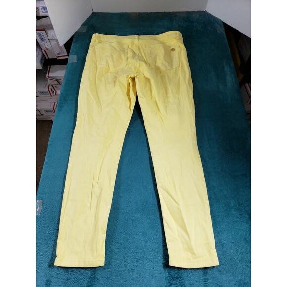 Michael Kors Jeans Size 12 Womens Yellow Pants Denim Logo Mid Rise Izzy Skinny - Picture 11 of 13